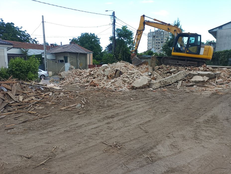 Excavator .Miniexcavator. Excavatii.Demolari . Basculanta.PICON