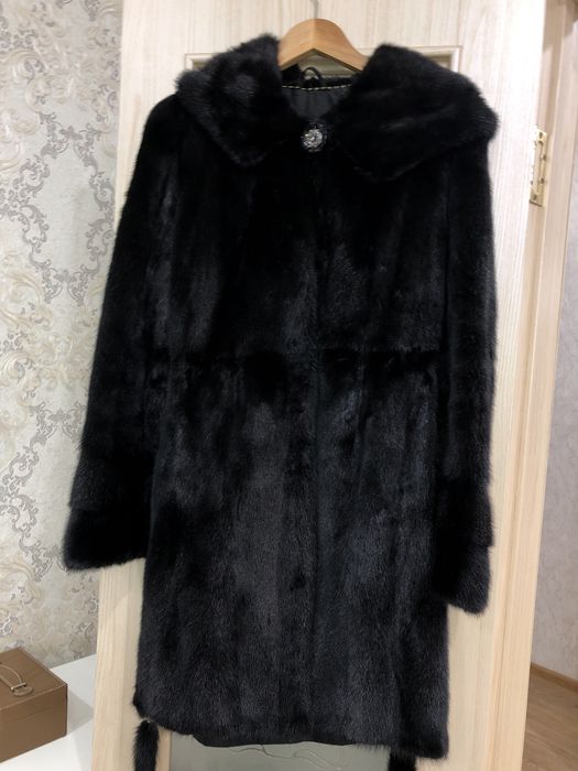 Продам норковую шубу