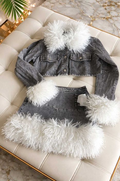 дънков сив сет пух пера яке пола pretty litttle things коледен  топ