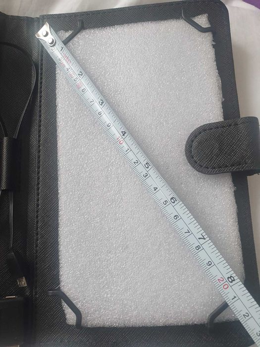 Husă cu tastatură tabletă