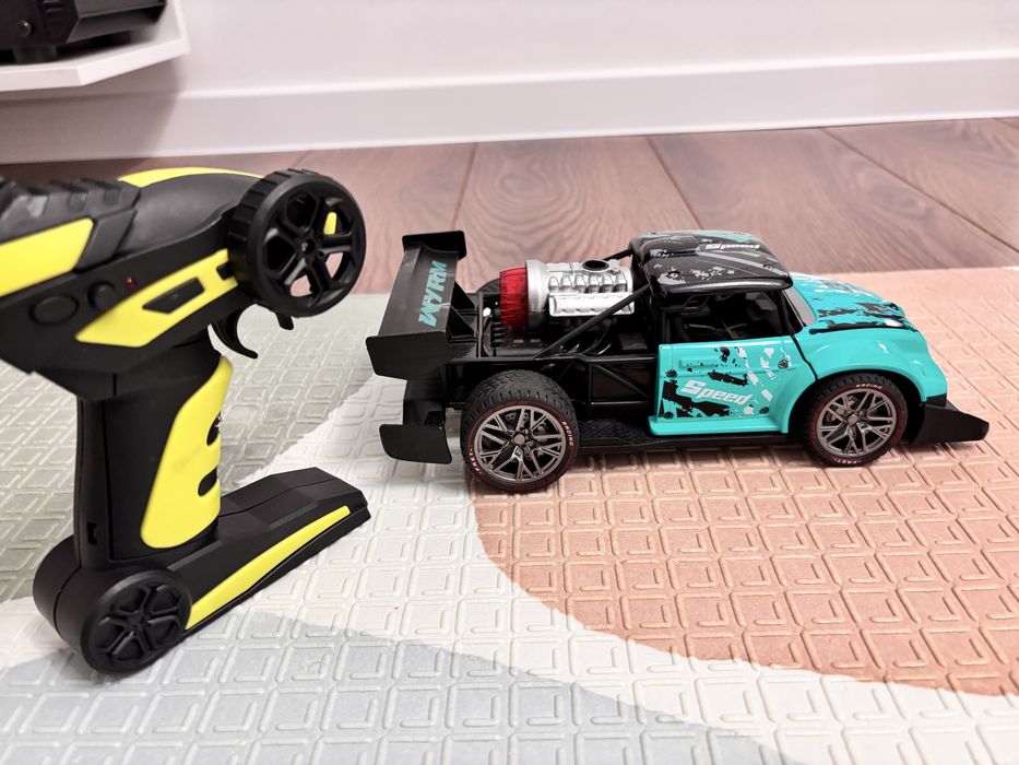 Машинка радиоуправляемая