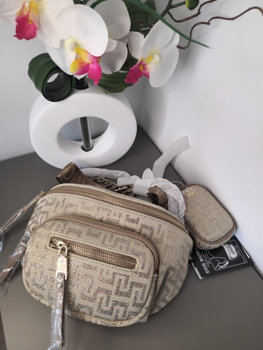 Оригинална дамска чанта Steve Madden - Бежова с монограм