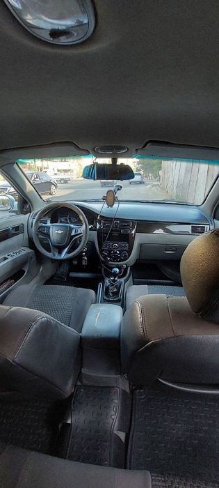 Jentra 1.5 delfin rang kraska shopr eshigida kira qilinmaga moshina