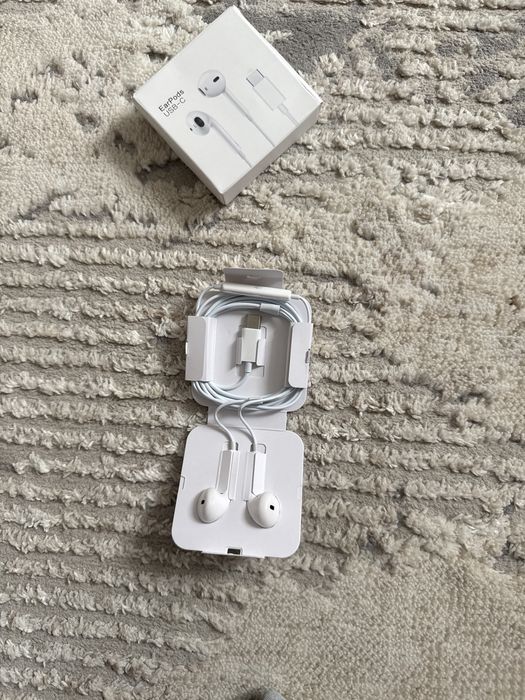Проводные наушники EarPods USB-C