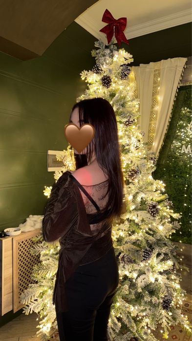 Продам стильную коричневую кофту с прозрачной спинкой