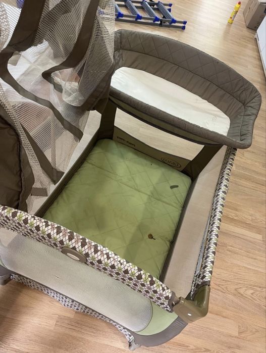 Срочно продаю манеж