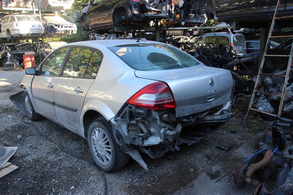 РЕНО МЕГАН 1.9 dCI , 2008 г. – САМО НА ЧАСТИ