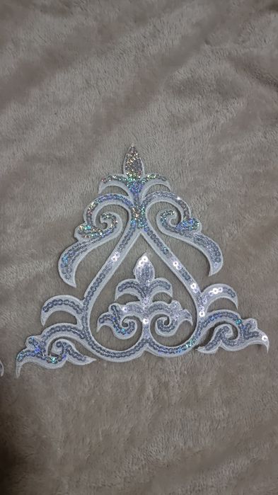 Продам различные тканевые узоры новые