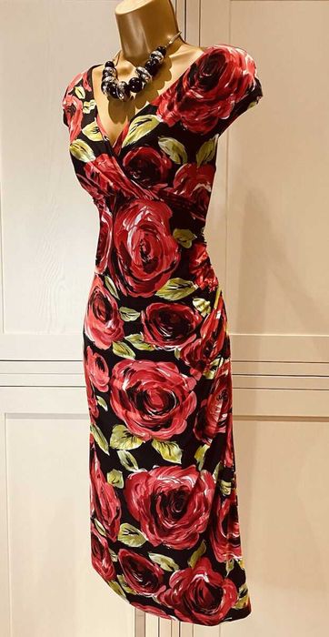 Платье-футляр Phase Eight (Великобритания) с ярким цветочным принтом