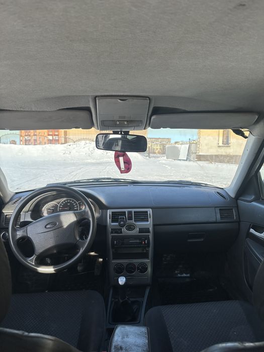 Приора 1 срочно 2013