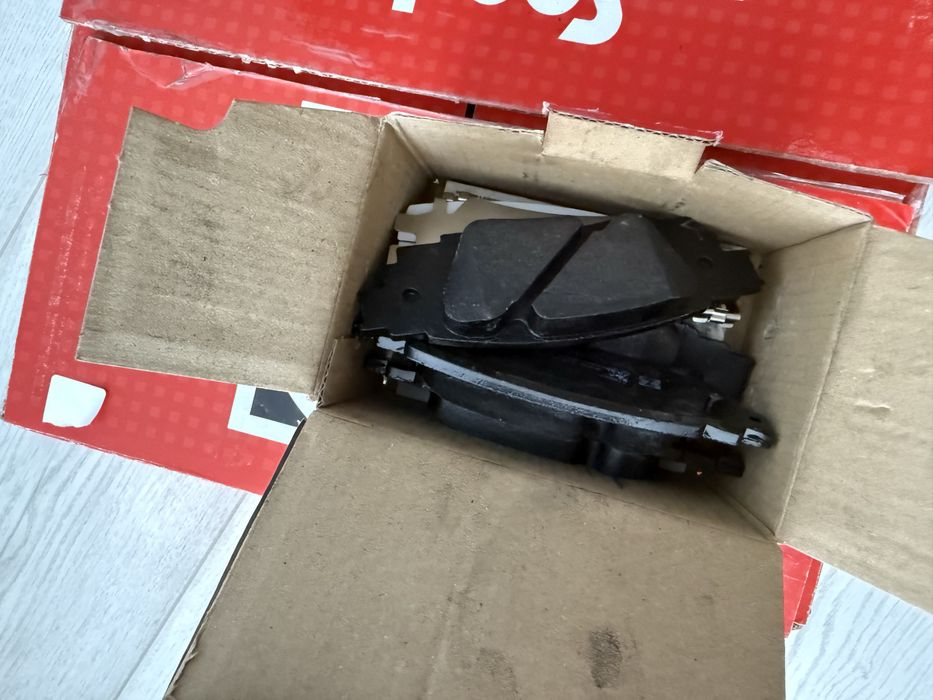 Discuri perforate + placute zimmerman (punte spate) Toyota Chr