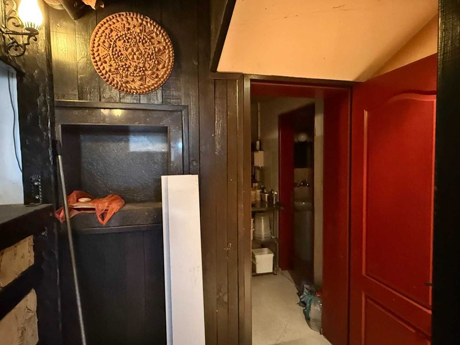 Дава се под наем Офис в Велико Търново, Център - 116 кв.м за 210000 € - Снимка #8