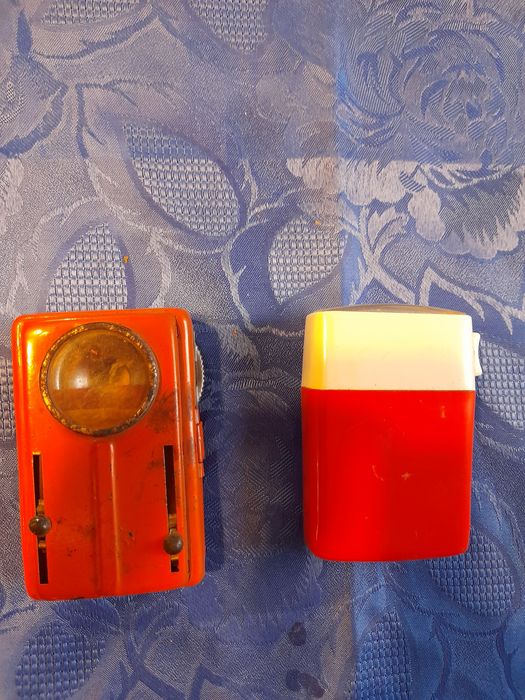 Фар за велосипед, 2 бр.фенери и  стари рег. табели