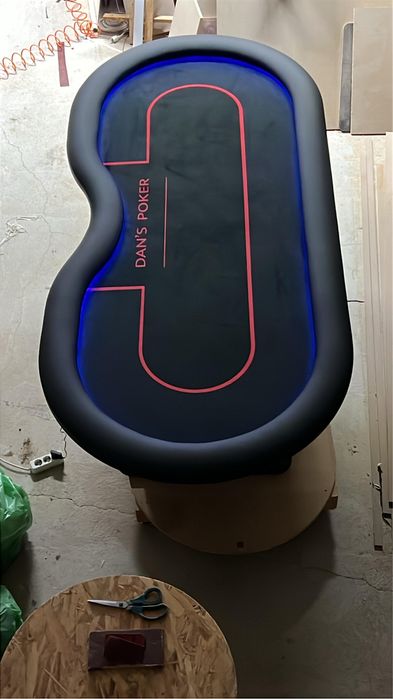 Masa poker la comanda CustomTables.eu modele stoc mese poker scaune