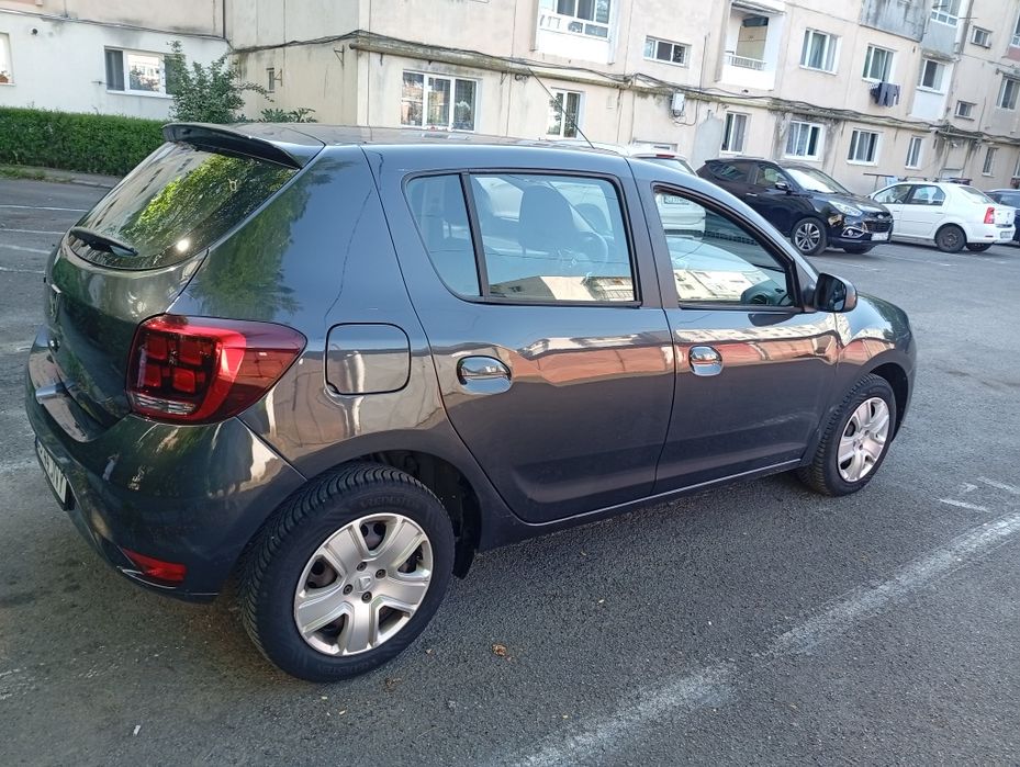 Vând Dacia Sandero
