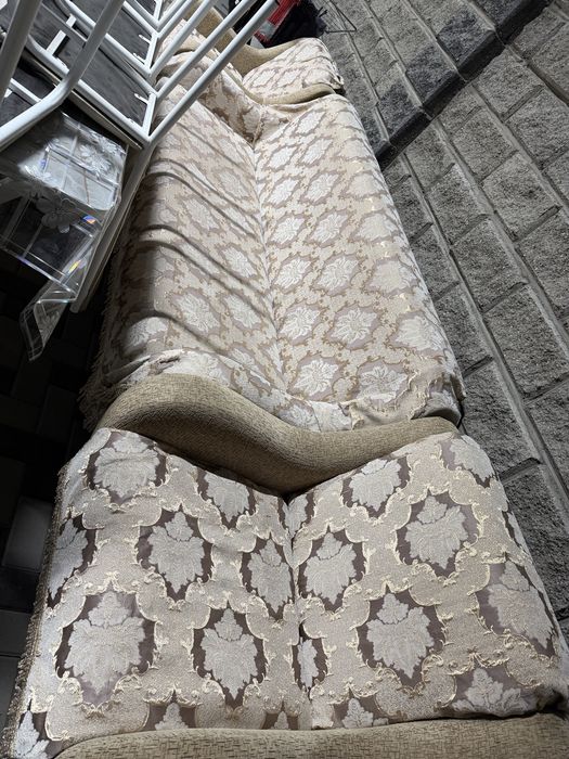 Продам диваны в хорошем состоянии