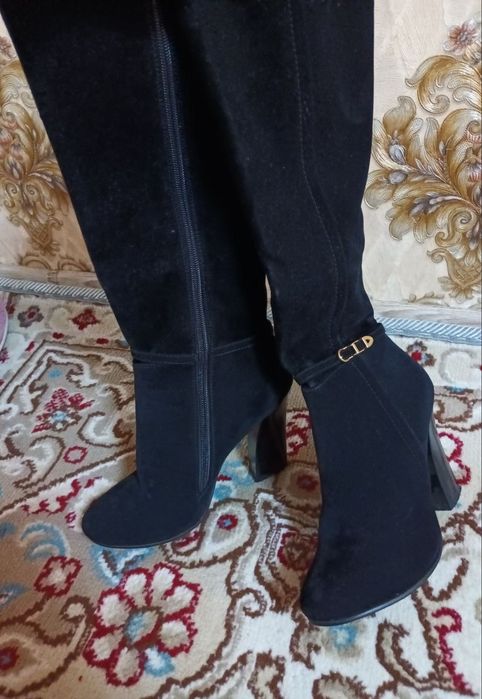 Продаю Зимние сапоги