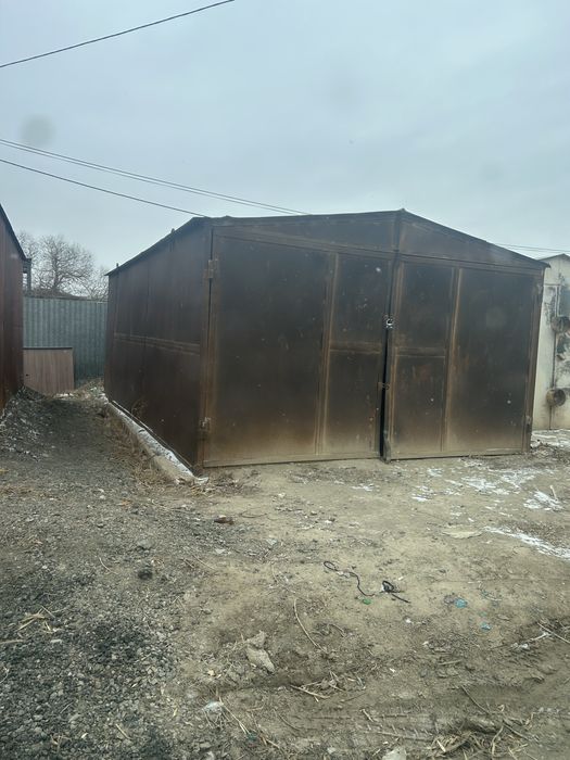 Продам гараж в районе запада