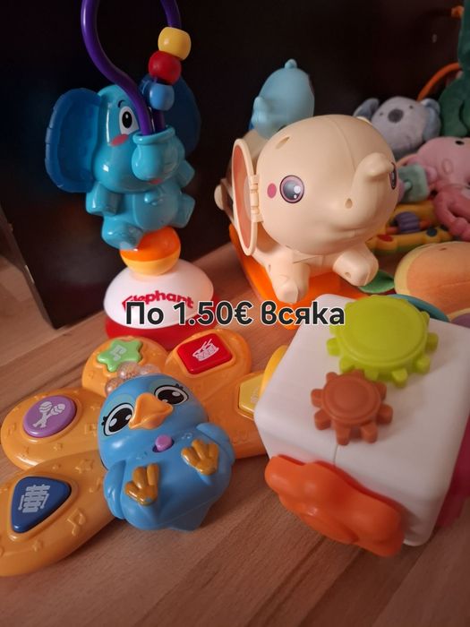 Бебешки принадлежности, играчки