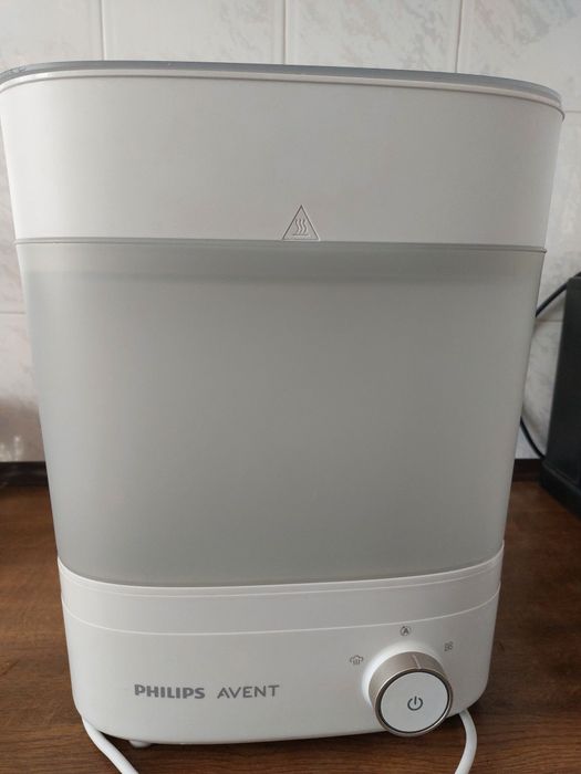 Стерилизатор със сушилня за бебешки шишета Philips Avent Premium