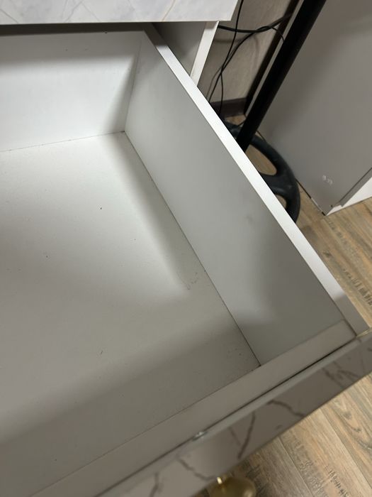 Тумбочка комод для вещей