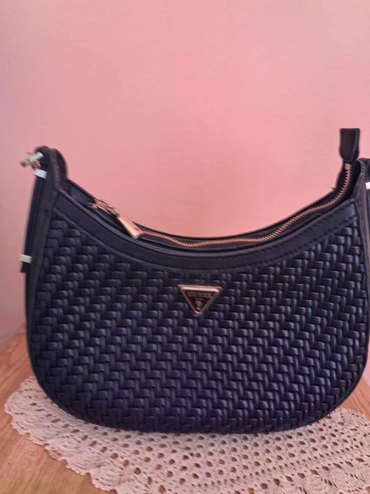 Чанта Guess MURIELLE