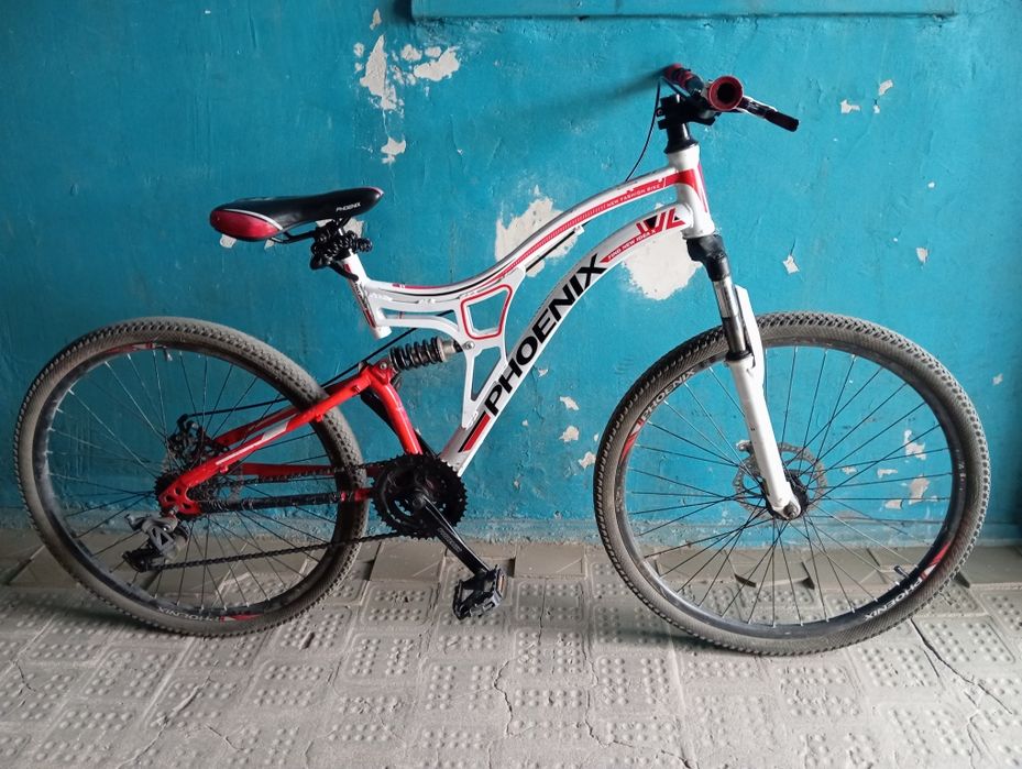 Продам велик 30000к торг