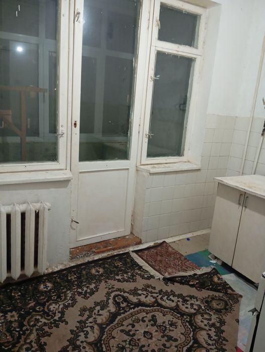 6-mk 1-maktab yonida 2-xona 5 etaylik 5-etaj