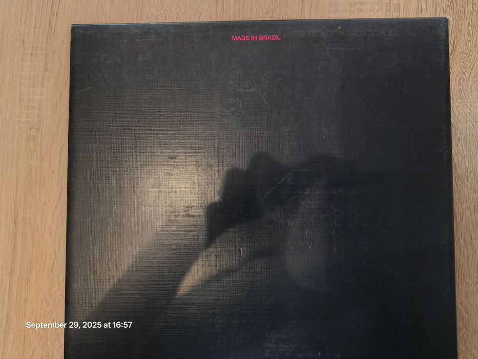 Продавам дамски черни боти Buffalo London