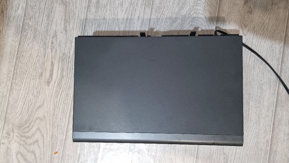 Видеомагнитофон LG VHS, рабочий