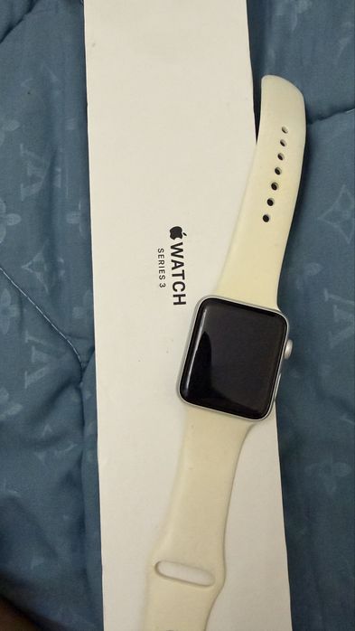 Apple Watch Series 3 — 20 000 ₸