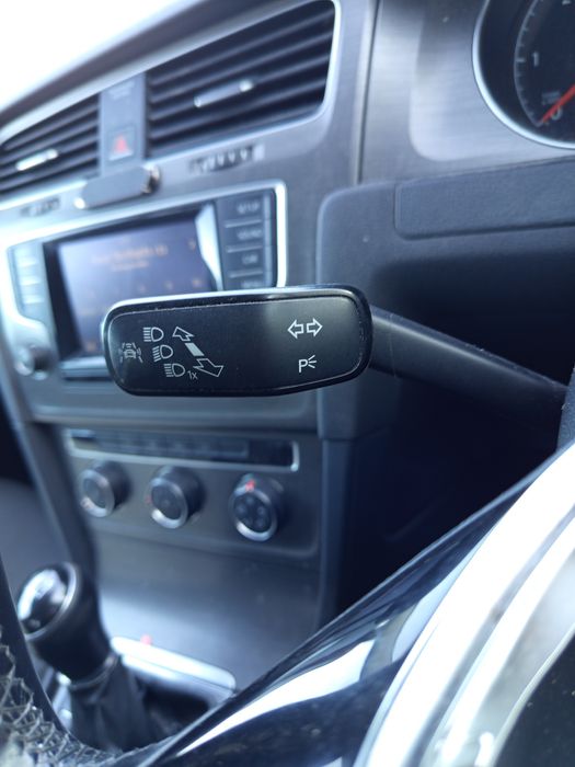 Фолксваген Голф 7 1.6 тди 105 коня 2015 год