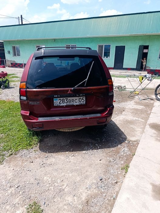 Продам машину срочно