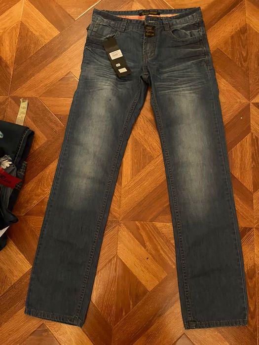 Продам мужские джинсы