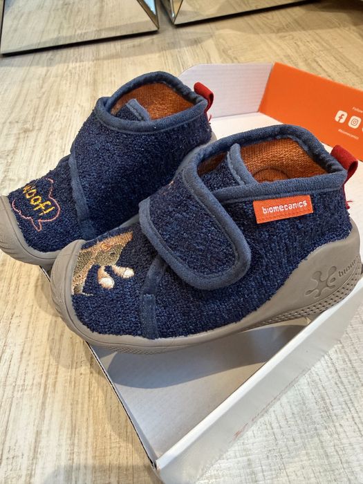 Бебешки пантофки