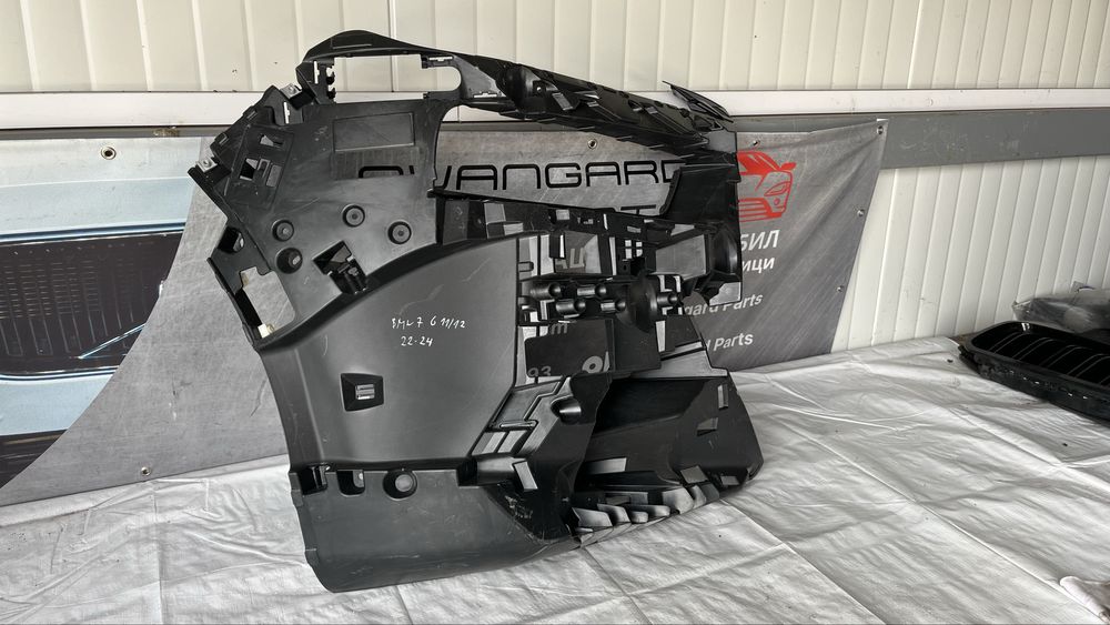 Дясна основа за халоген BMW 7 G11/G12 (2015-2022) G70 (2022-)