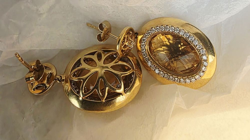 Продам красивые серьги