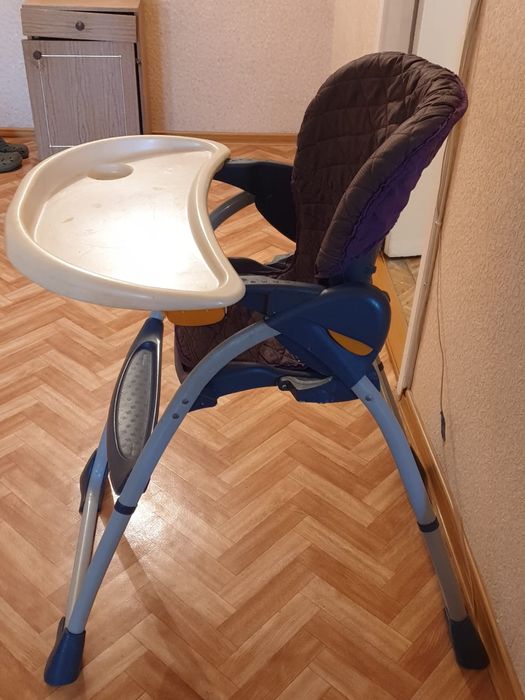 Продам детский столик