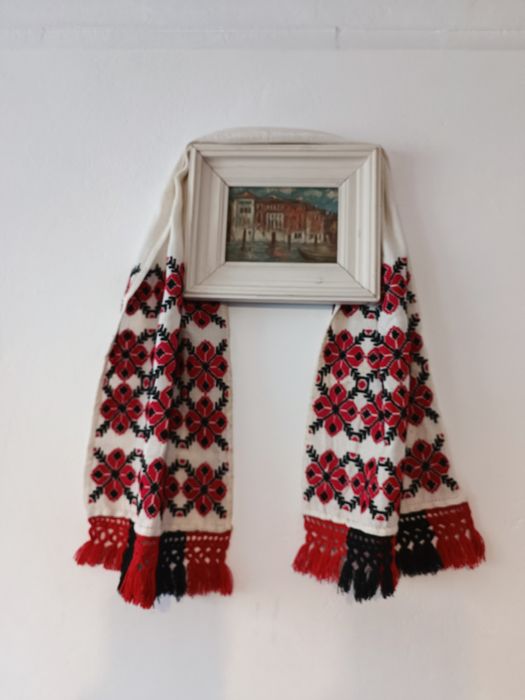 Vând stergare tradiționale cusute manua 4 bucăți l