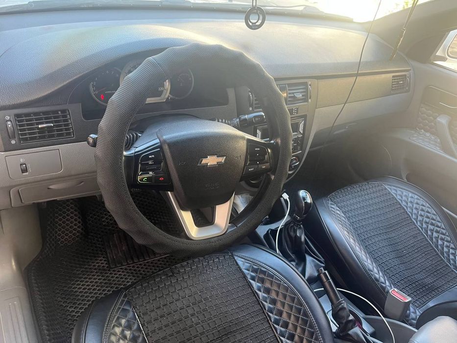 Chevrolet Lacetti 2011