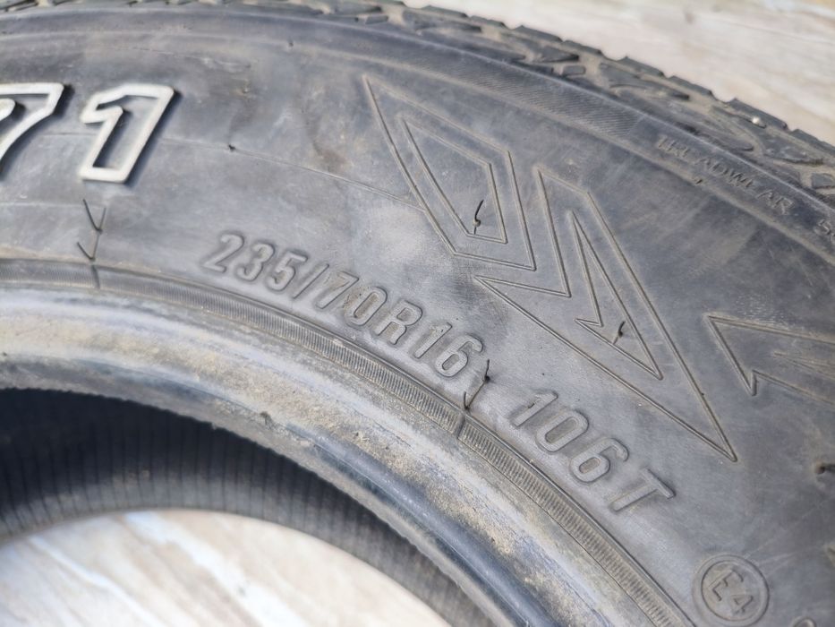 235 70 R16 Пара 2шт. Maxxis AT Шины