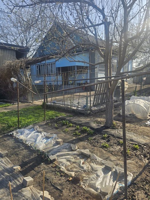 Продам капитальный, кирпичный дом в городе