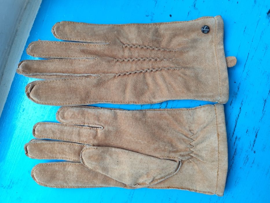 замшевые перчатки женские