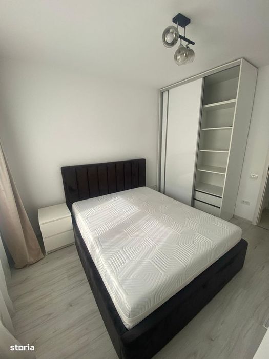 Apartament 3 camere decomandat, metrou Aparatorii Patriei