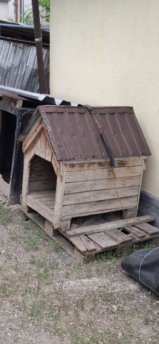 Будка для собаки. Конура. Домик для собак