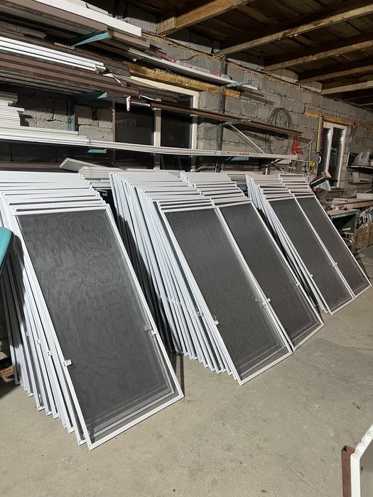 Москитные сетки.