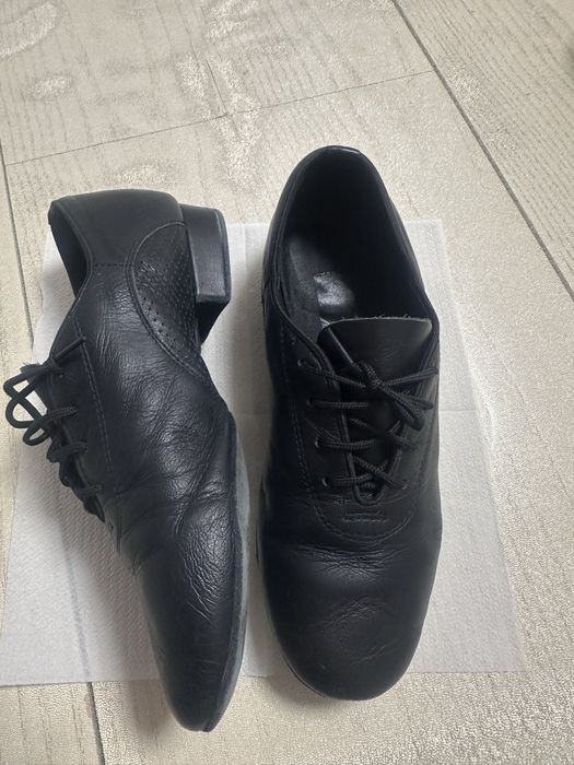 Танцевальные туфли для мальчика 37,5