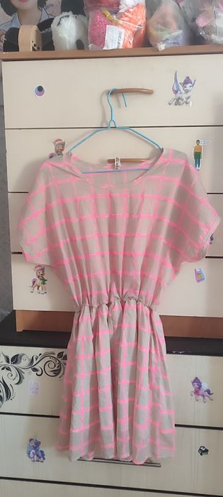 Продам платья 500тг