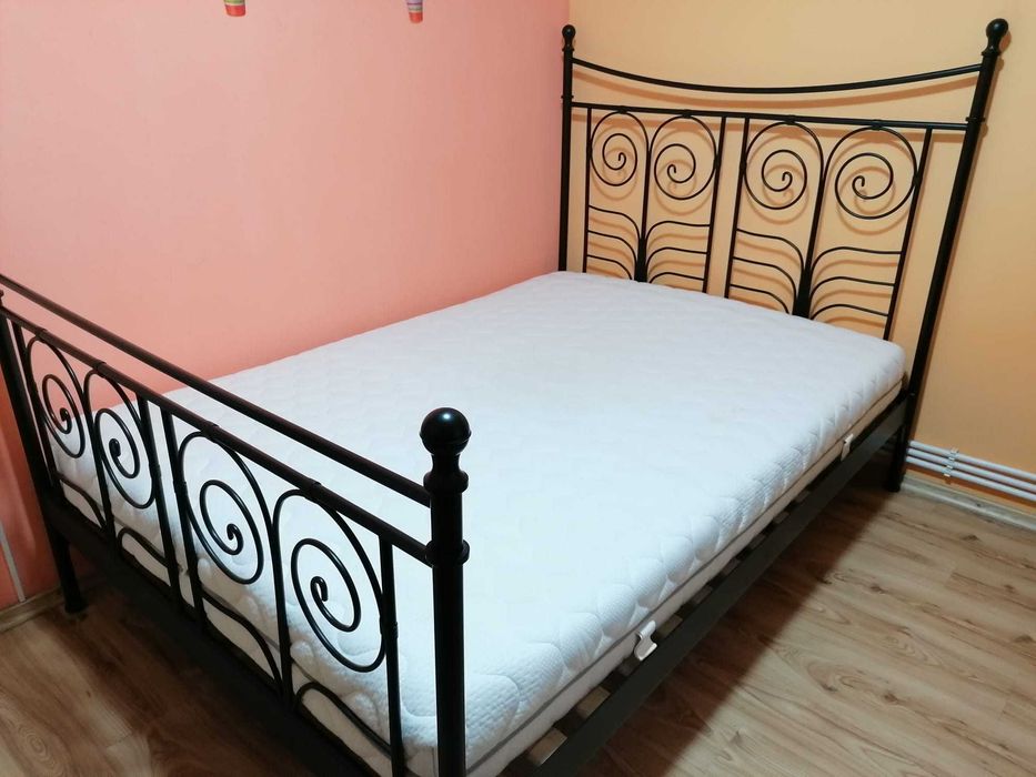 Vand pat din fier forjat +saltea din spuma cu memorie de 140x200cm