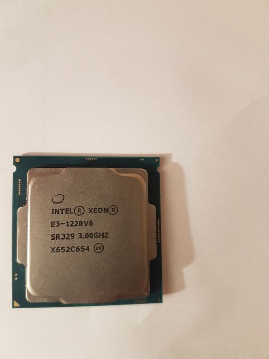 Intel xeon e3-1220v6 procesor server si desktop